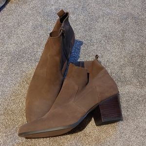 Crown Vintage Booties